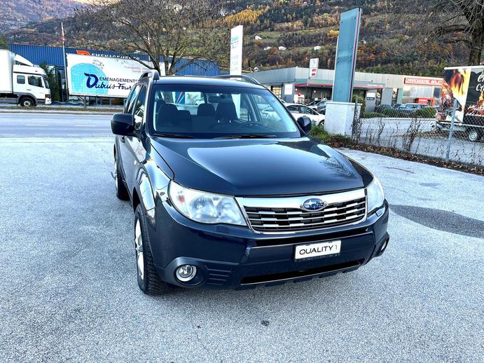 SUBARU Forester 2.0XS Limited Automatic, Benzin, Occasion / Gebraucht, Automat