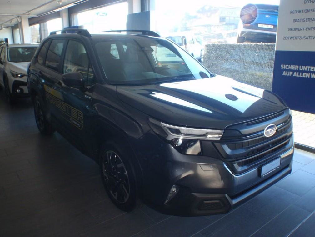 SUBARU Forester Station 2.0i e-Boxer Swiss Plus, Hybride Leggero Benzina/Elettrica, Auto dimostrativa, Automatico - 3
