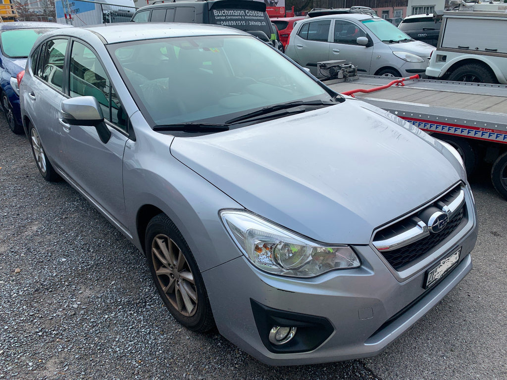 SUBARU Impreza Wagon 1.6i Swiss Two, Petrol, Second hand / Used, Manual - 4