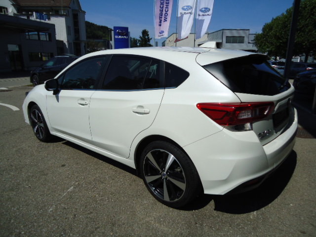 SUBARU Impreza 2.0i Swiss Plus, Essence, Occasion / Utilisé, Automatique - 4
