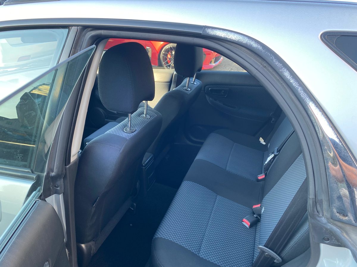 SUBARU Impreza Wagon 1.6, Benzina, Occasioni / Usate, Manuale - 5
