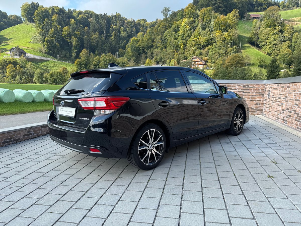 SUBARU Impreza 2.0 Luxury AWD Lineartronic, Benzin, Occasion / Gebraucht, Automat - 4