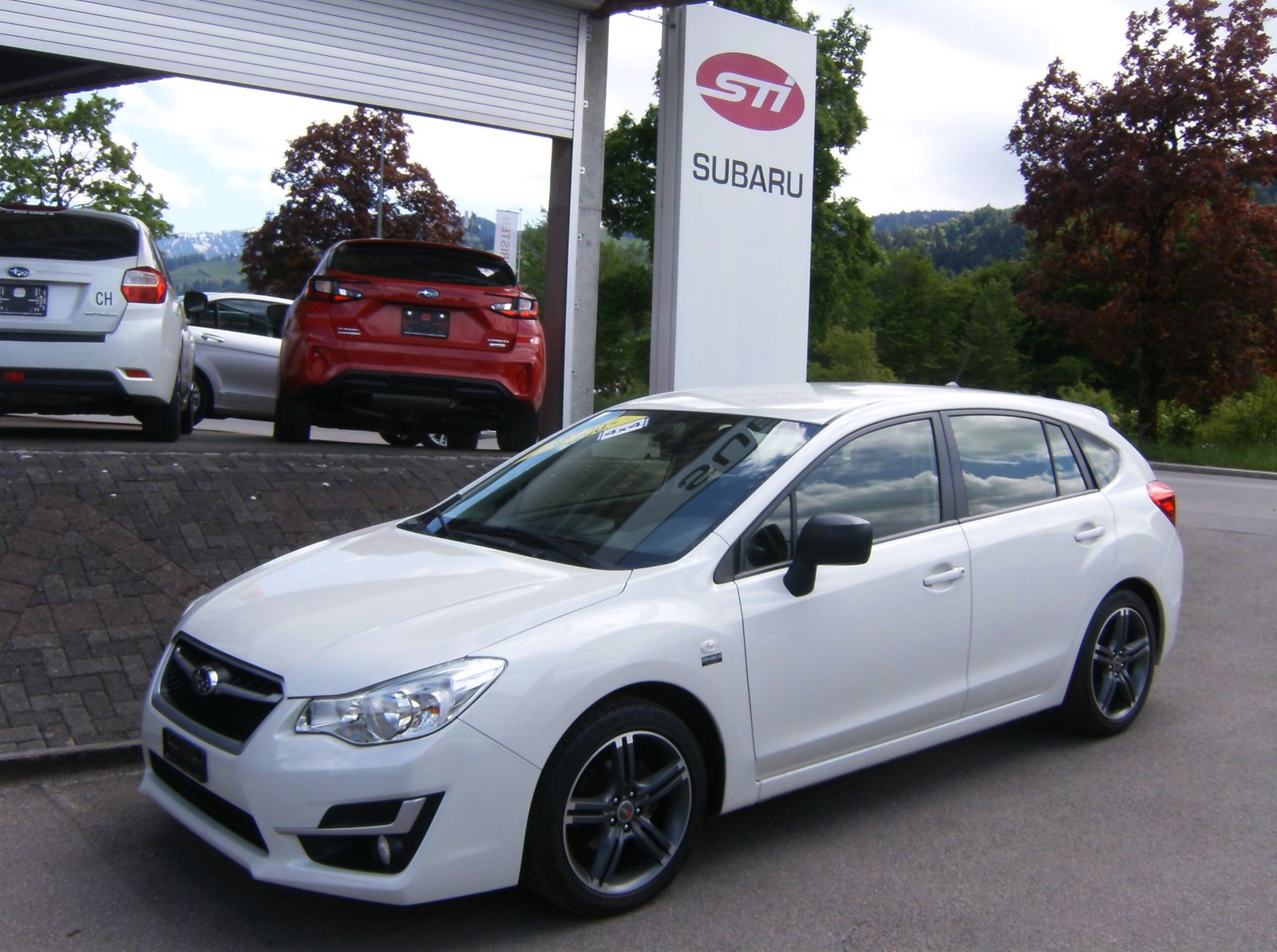 SUBARU Impreza 1.6 Swiss one CVT