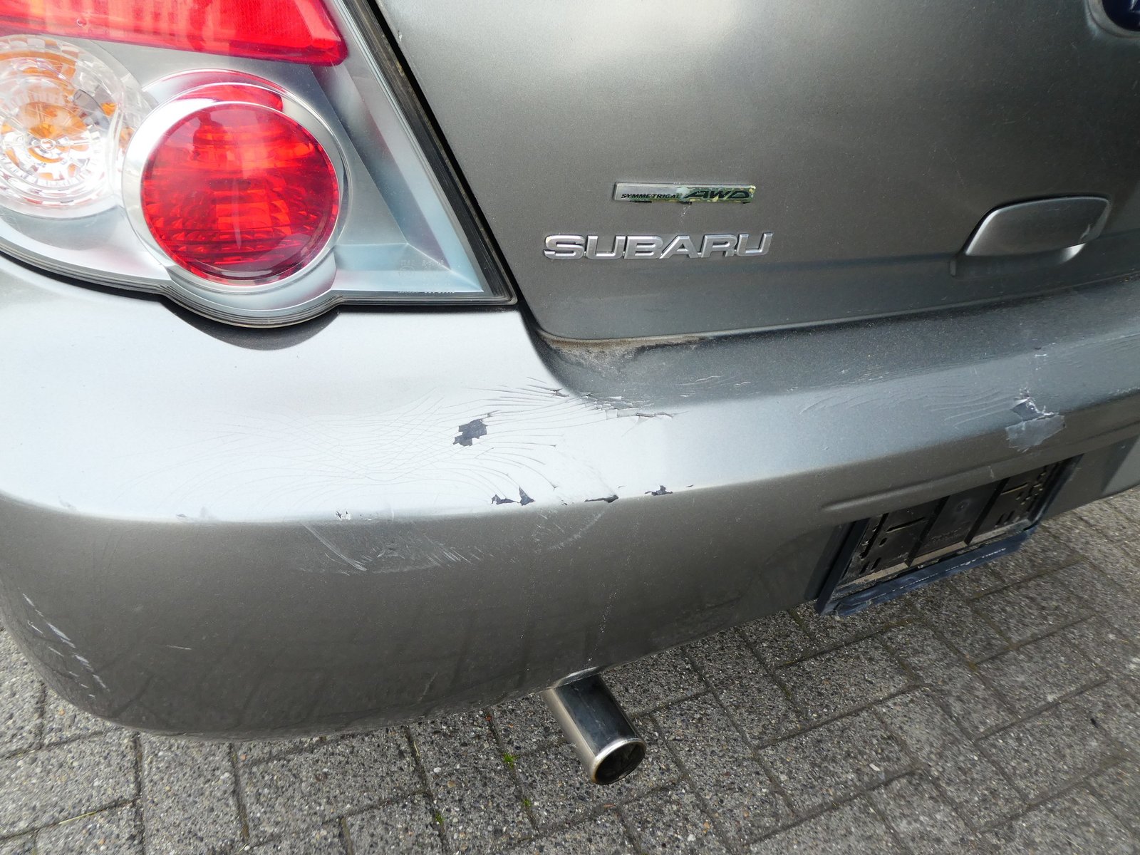 SUBARU Impreza 1.5R Swiss, Benzin, Occasion / Gebraucht, Handschaltung - 4