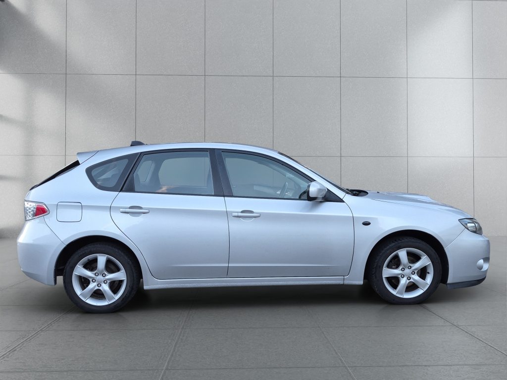 SUBARU IMPREZA 2.0 R Swiss, Essence, Occasion / Utilisé, Manuelle - 4
