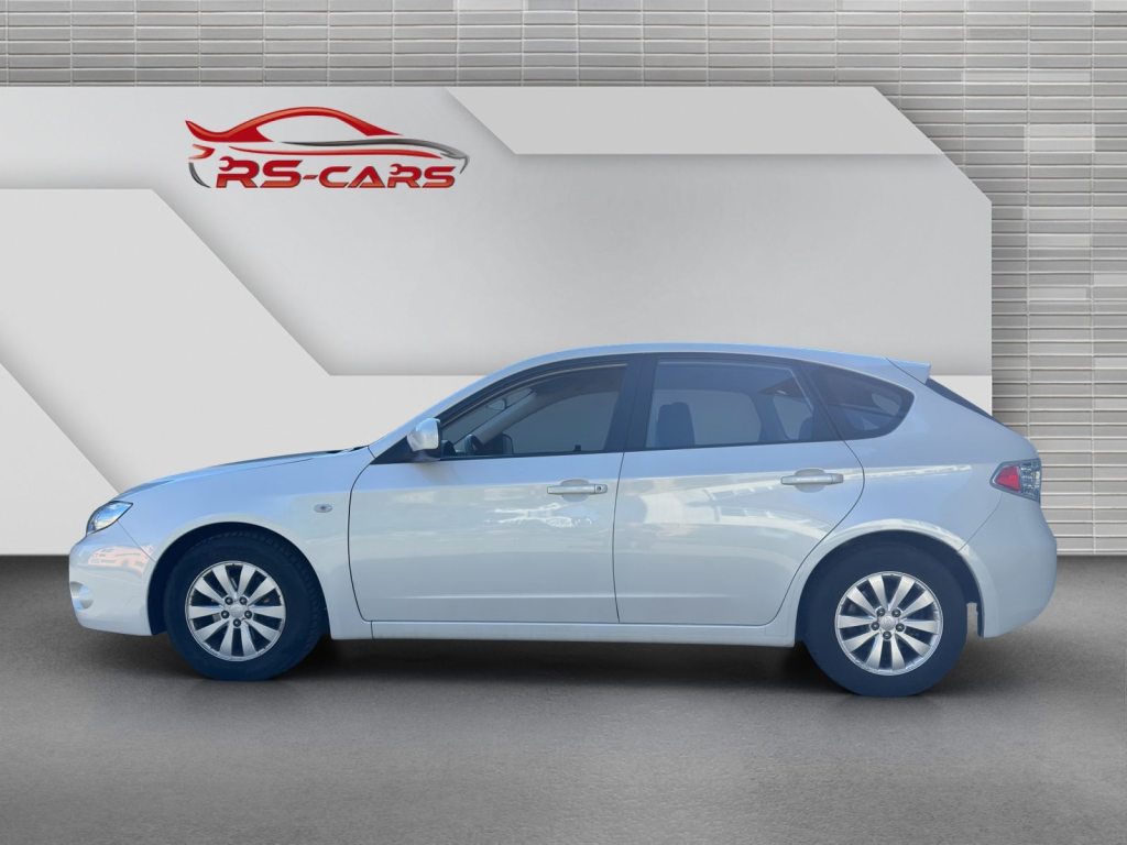 SUBARU IMPREZA 1.5 R Swiss, Petrol, Second hand / Used, Automatic - 2