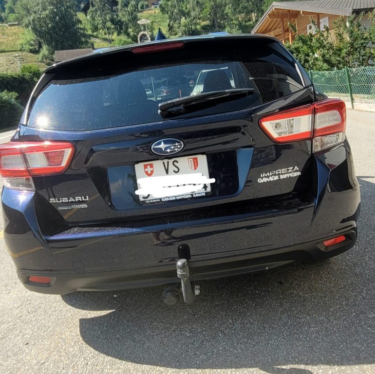 SUBARU Impreza 2.0i Swiss, Essence, Occasion / Utilisé, Automatique - 3