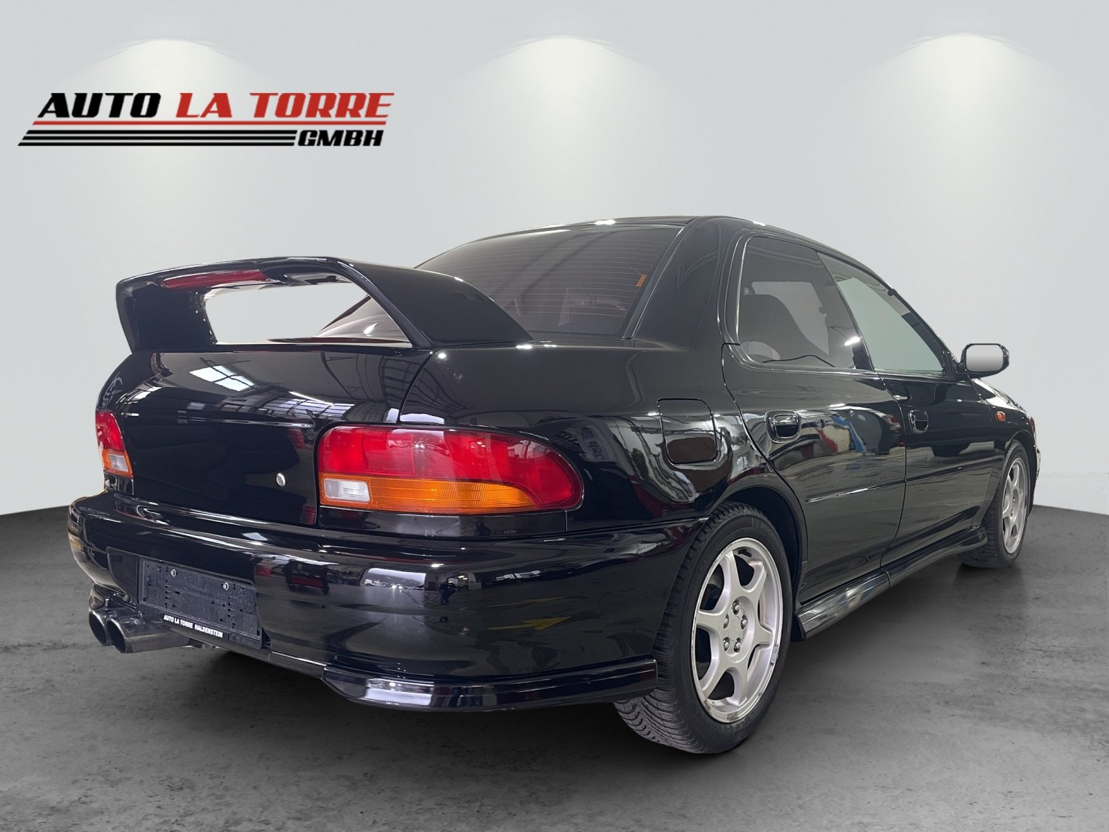 SUBARU Impreza 2.0 T. Black Star, Benzina, Occasioni / Usate, Manuale - 3