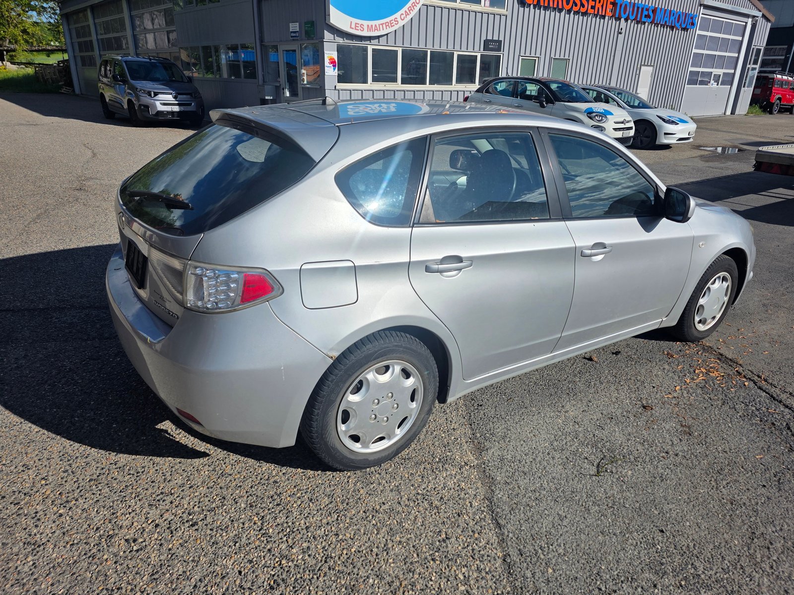 SUBARU Impreza 2.0R Comfort Automatic, Petrol, Second hand / Used, Automatic - 6