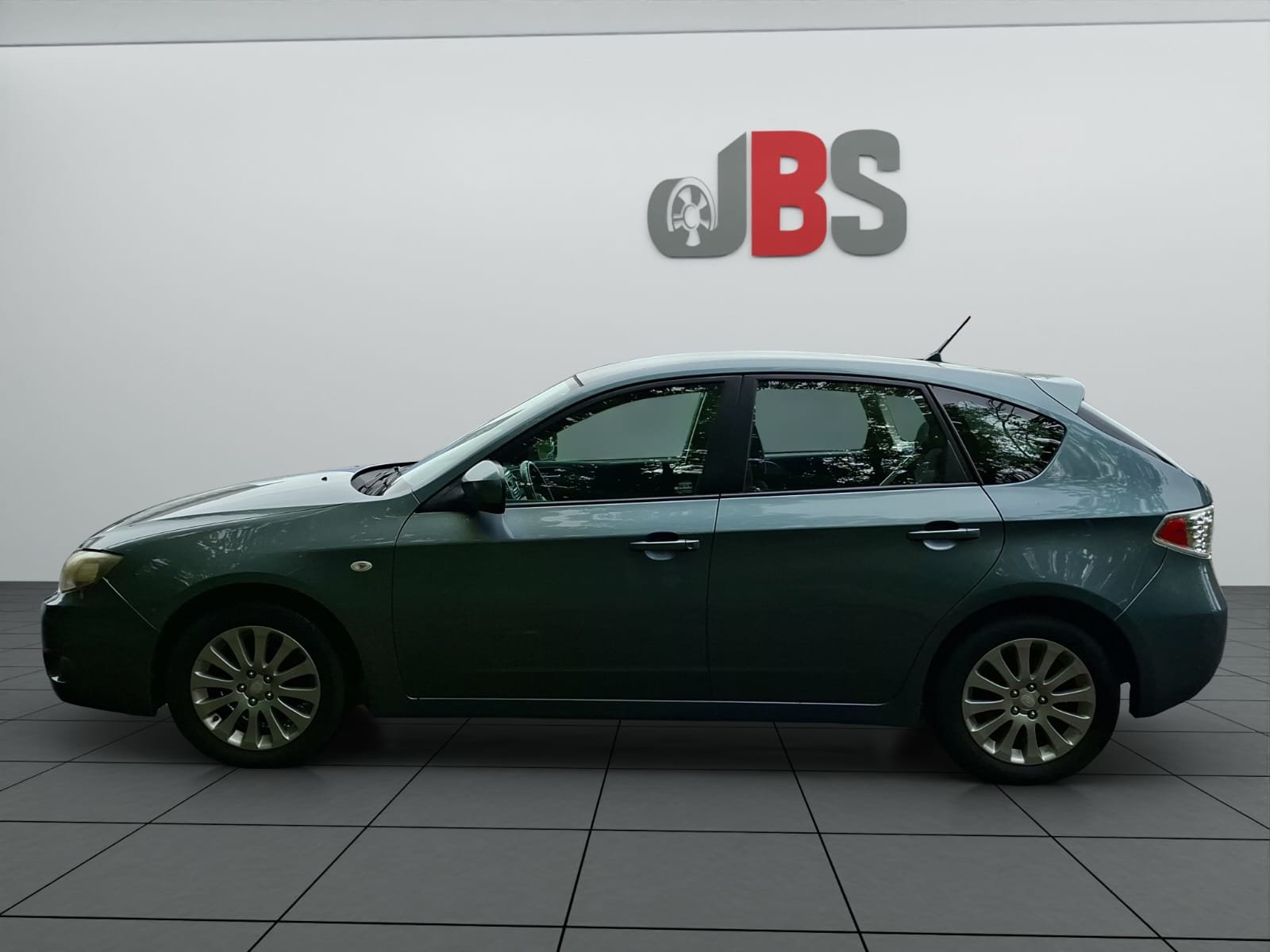 SUBARU Impreza 2.0R Swiss Automatic, Benzin, Occasion / Gebraucht, Automatik - 4