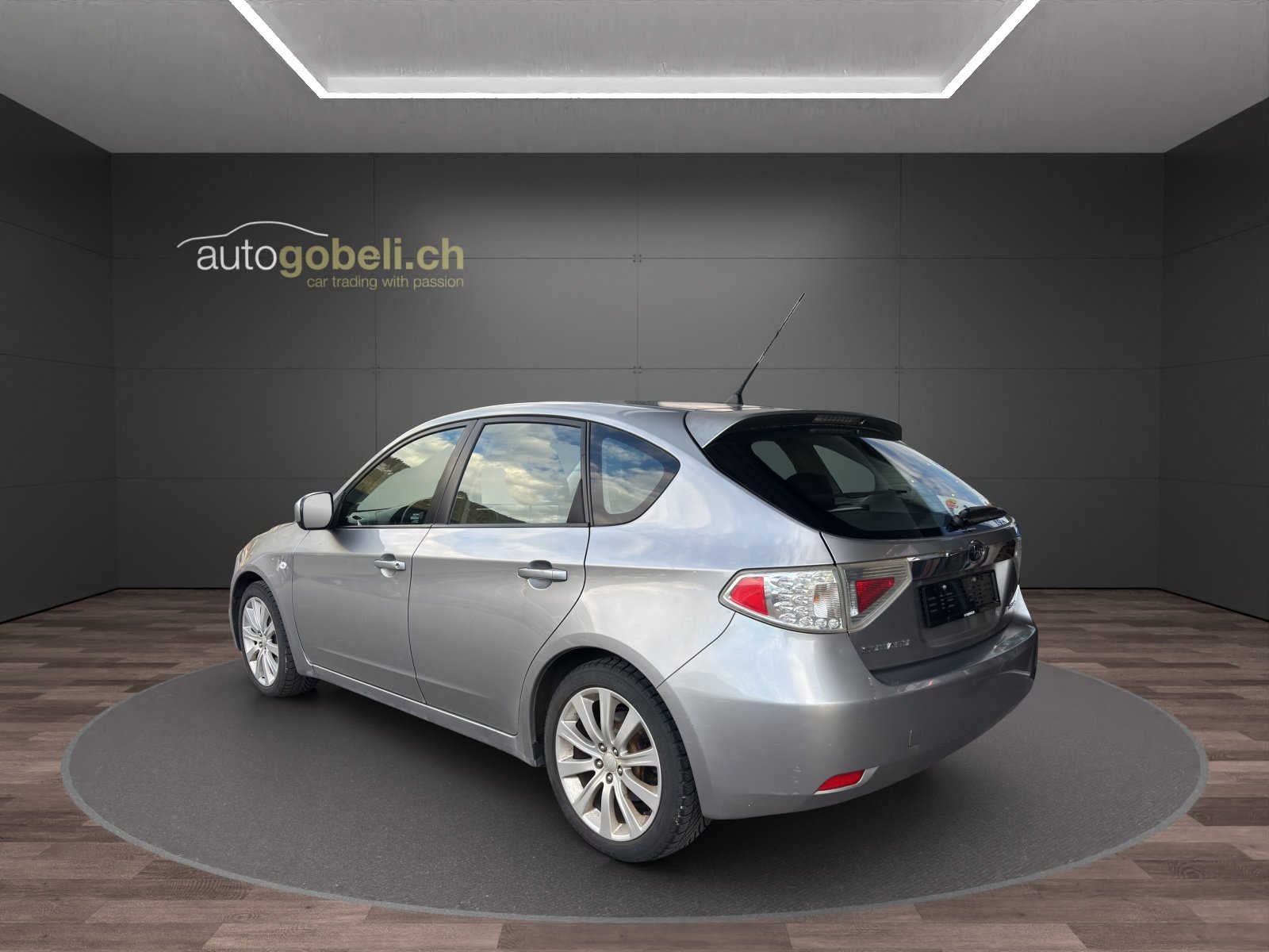 SUBARU Impreza 2.0R Comfort Automatic, Benzin, Occasion / Gebraucht, Automatik - 2