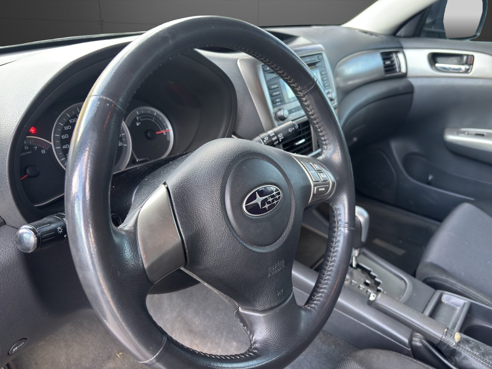 SUBARU Impreza 2.0R Comfort Automatic, Benzin, Occasion / Gebraucht, Automatik - 4