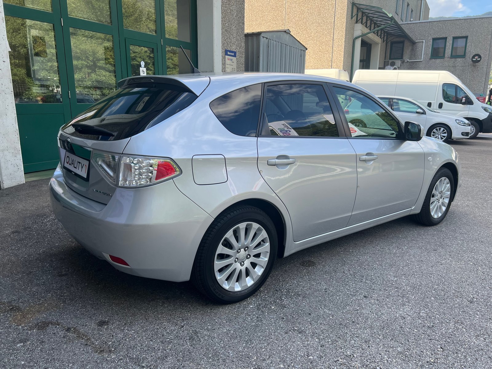 SUBARU IMPREZA 2.0R Swiss Automatic, Benzin, Occasion / Gebraucht, Automatik - 4