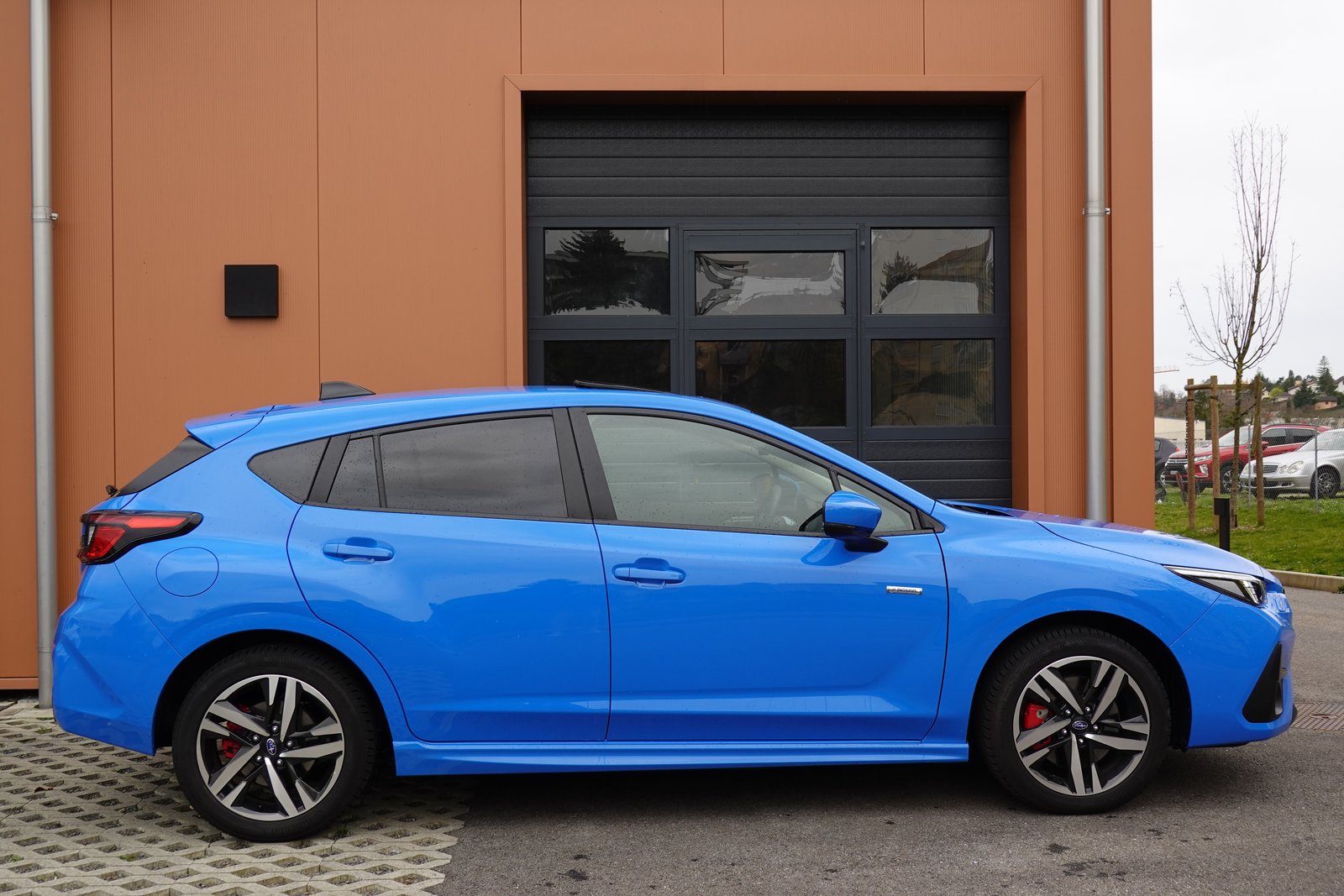 SUBARU Impreza 2.0 e-Boxer Luxury AWD Lineartronic - Toit O, Voll-Hybrid Benzin/Elektro, Occasion / Gebraucht, Automatik - 4