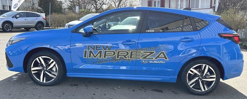 SUBARU Impreza 2.0i e-Boxer Luxury, Mild-Hybrid Benzin/Elektro, Occasion / Gebraucht, Automatik - 2