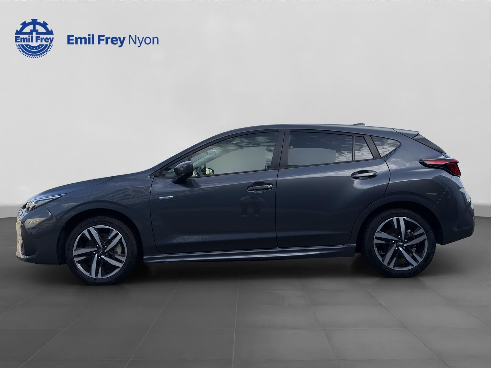SUBARU Impreza 2.0i e-Boxer Luxury, Hybride Léger Essence/Électricité, Occasion / Utilisé, Automatique - 3