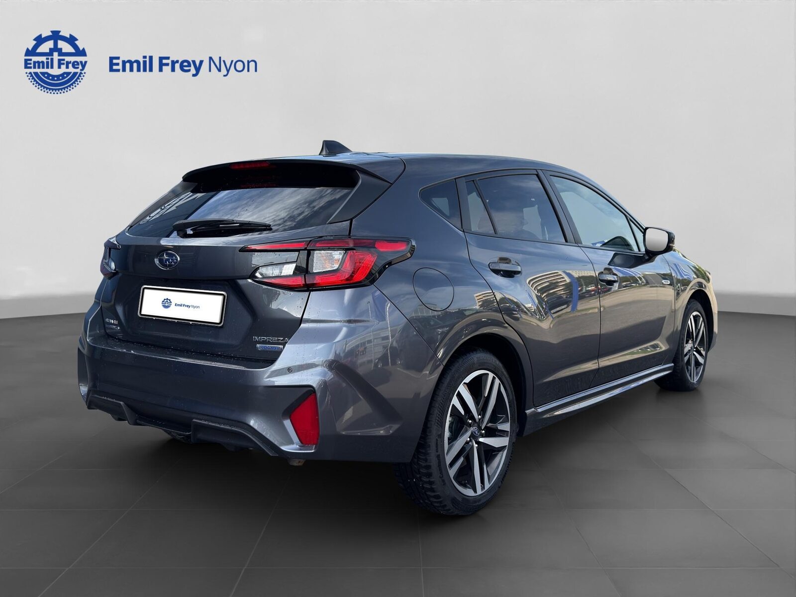 SUBARU Impreza 2.0i e-Boxer Luxury, Hybride Léger Essence/Électricité, Occasion / Utilisé, Automatique - 6