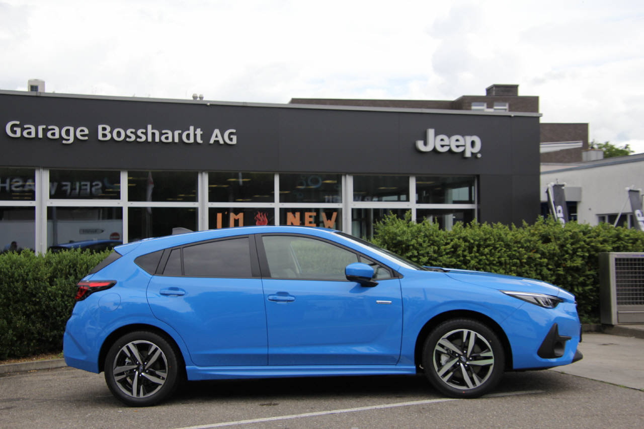 SUBARU Impreza 2.0i e-Boxer Luxury, Hybride Leggero Benzina/Elettrica, Auto dimostrativa, Automatico - 2