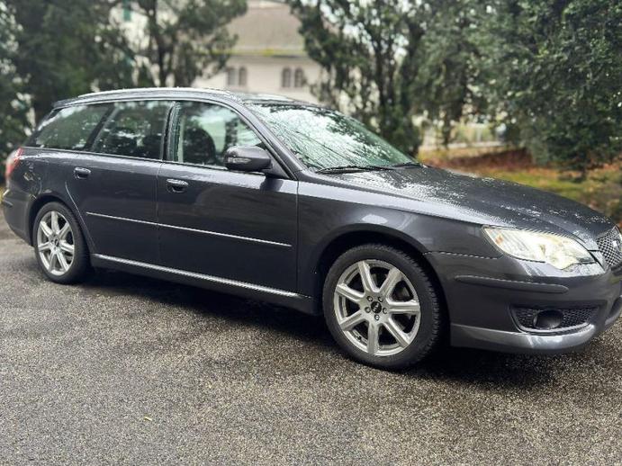SUBARU LEGACY 3.0 R Executive S, Petrol, Second hand / Used, Automatic