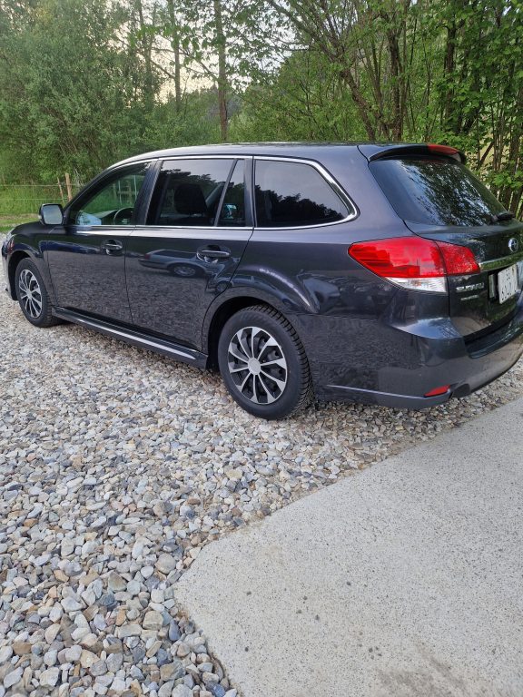 SUBARU LEGACY 2.0i Swiss, Essence, Occasion / Utilisé, Manuelle - 3