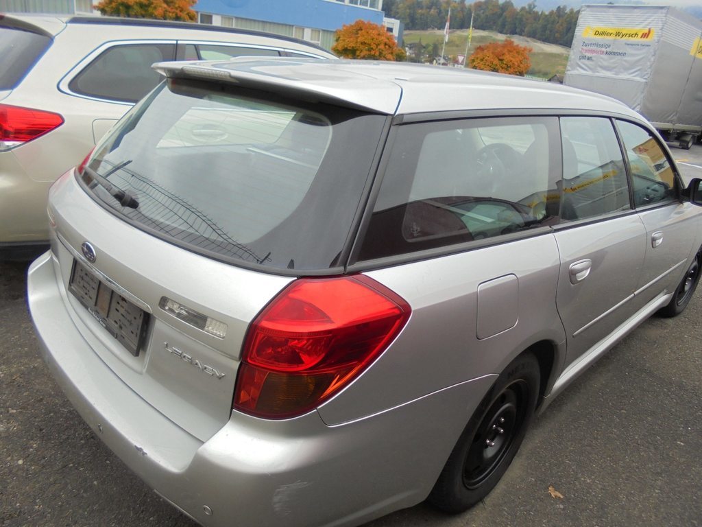 SUBARU Legacy Station 2.0 R Classic, Petrol, Second hand / Used, Automatic - 2