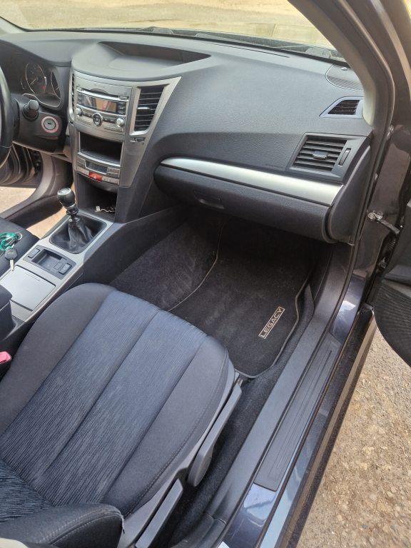 SUBARU LEGACY 2.0i Swiss, Essence, Occasion / Utilisé, Manuelle - 7