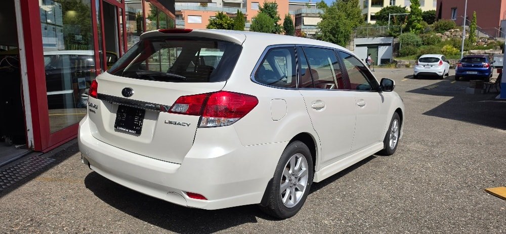 SUBARU Legacy 2.0i Swiss AWD Lineartronic, Essence, Occasion / Utilisé, Automatique - 3
