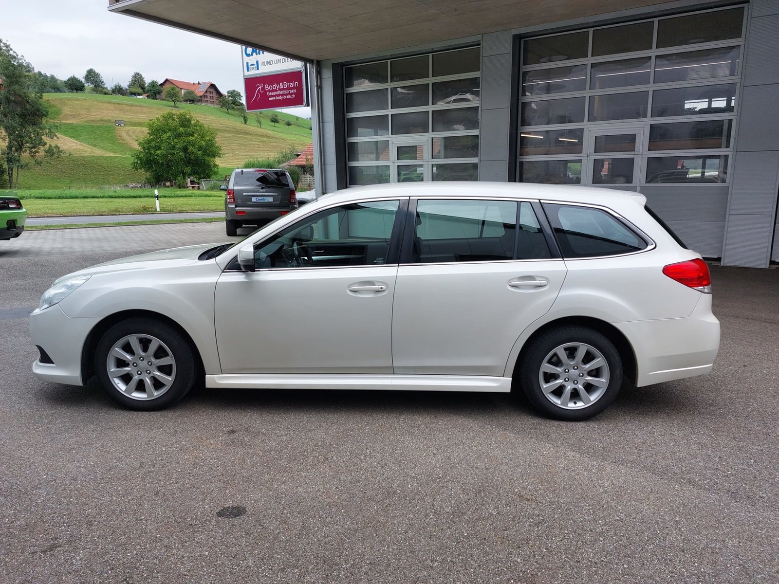 SUBARU Legacy 2.0i Swiss AWD Lineartronic, Essence, Occasion / Utilisé, Automatique - 2