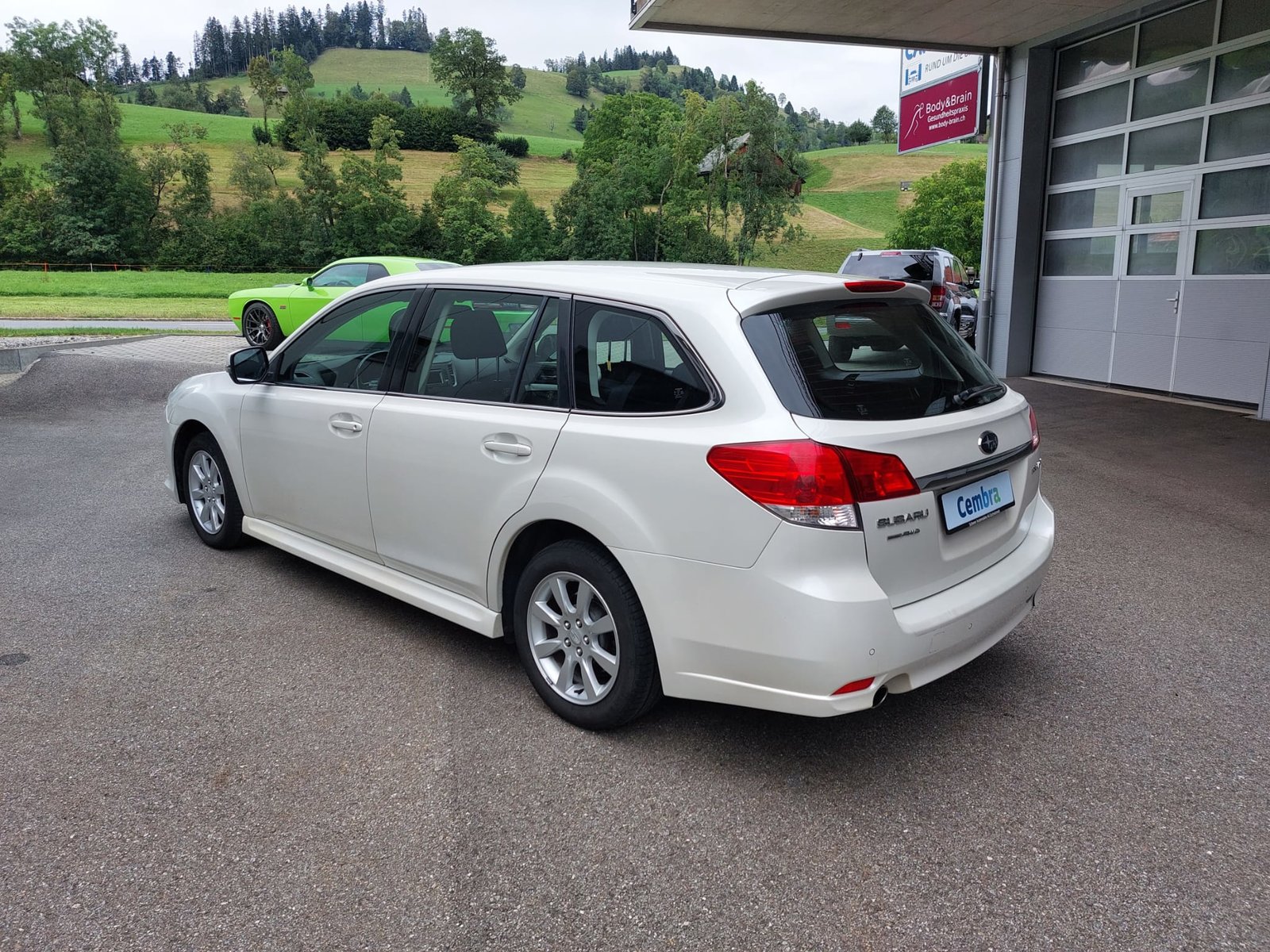 SUBARU Legacy 2.0i Swiss AWD Lineartronic, Essence, Occasion / Utilisé, Automatique - 3