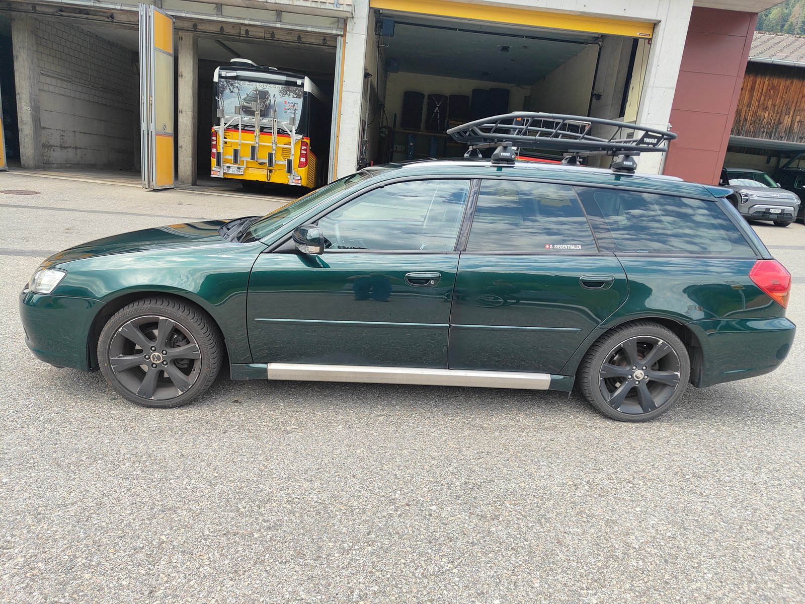 SUBARU Legacy 2.5i AWD Limited Automatic, Benzin, Occasion / Gebraucht, Automatik - 2