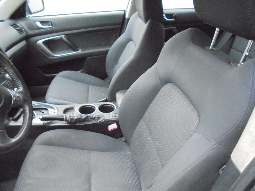 SUBARU LEGACY 2.0 R Swiss, Benzin, Occasion / Gebraucht, Automatik - 3
