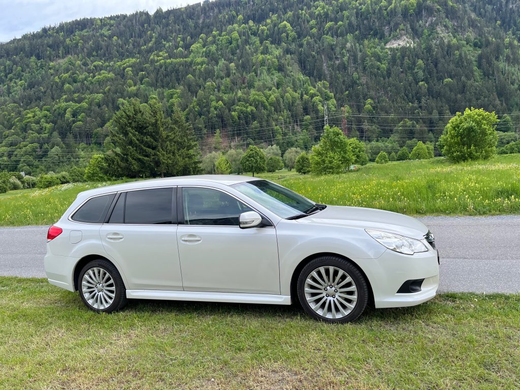 SUBARU LEGACY 2.0i AWD