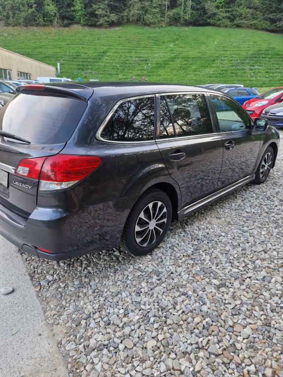 SUBARU LEGACY 2.0i Swiss, Essence, Occasion / Utilisé, Manuelle - 4