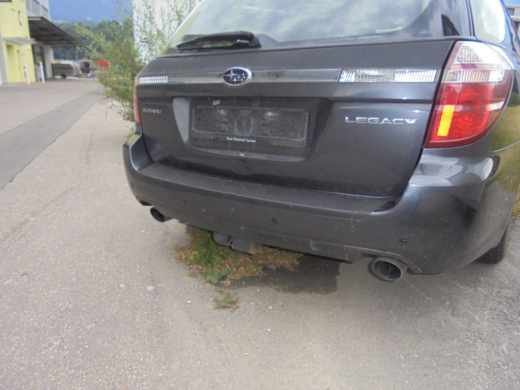 SUBARU LEGACY 2.0 R Swiss, Benzin, Occasion / Gebraucht, Automatik - 2