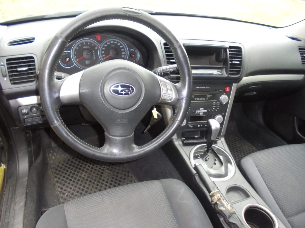 SUBARU LEGACY 2.0 R Swiss, Benzin, Occasion / Gebraucht, Automatik - 4