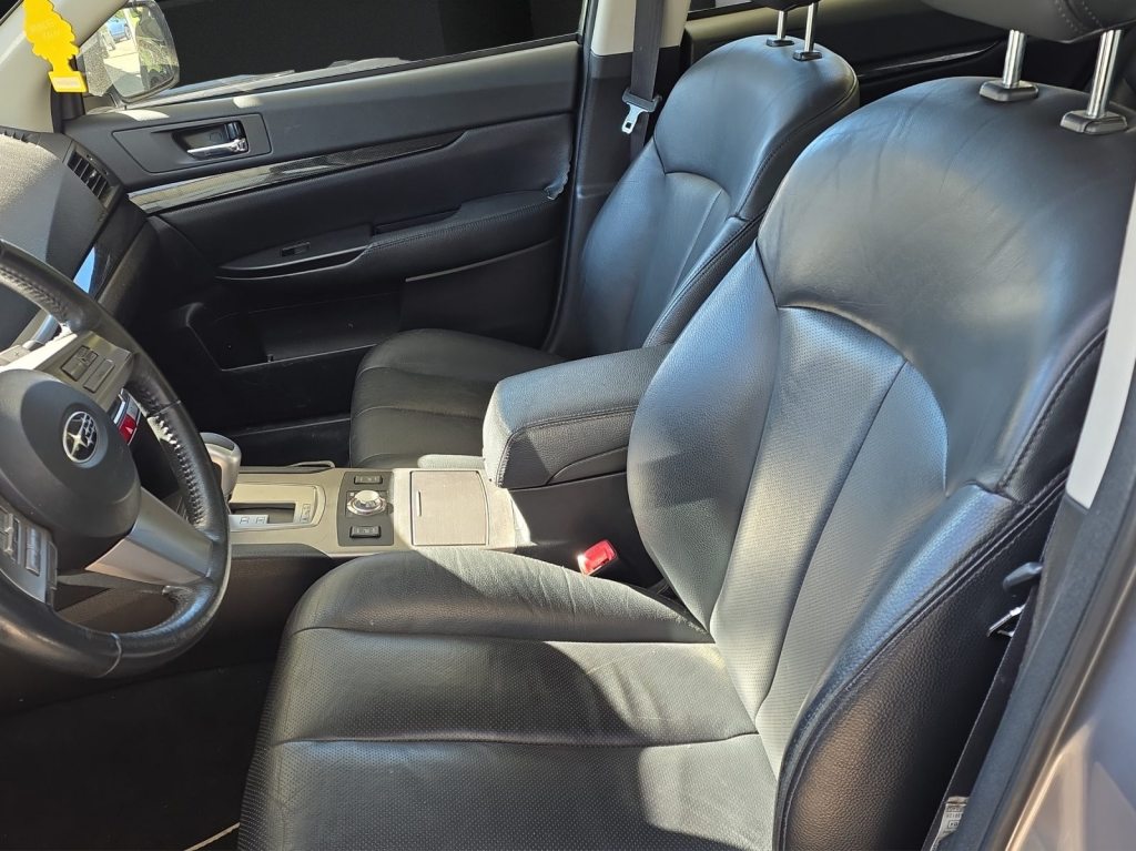 SUBARU LEGACY 2.5 GT Executive S, Petrol, Second hand / Used, Automatic - 4