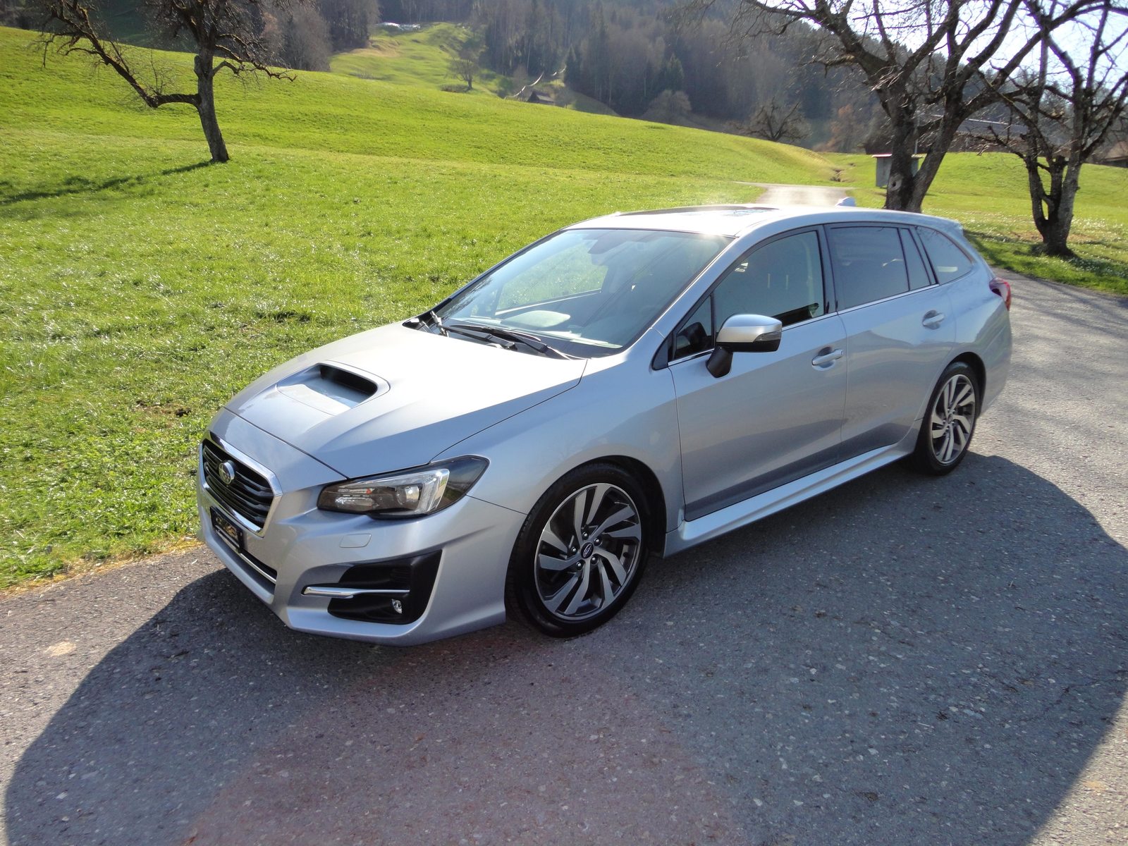 SUBARU Levorg 1.6 DIT Luxury
