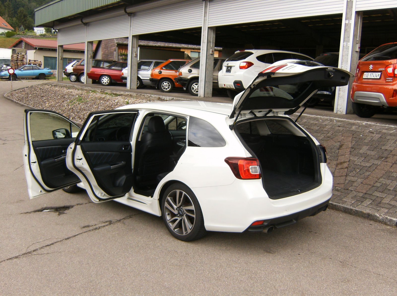 SUBARU Levorg 1.6DIT Swiss S AWD Lineartronic, Petrol, Second hand / Used, Automatic - 5