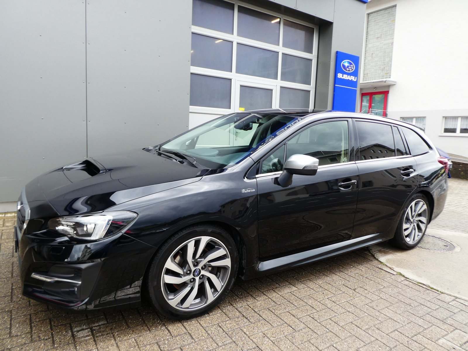SUBARU Levorg 1.6DIT Swiss Plus AWD Lineartronic, Petrol, Second hand / Used, Automatic - 4