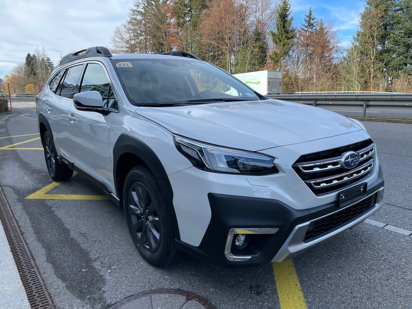 SUBARU Outback 2.5i Limited AWD, Petrol, New car, Automatic - 3