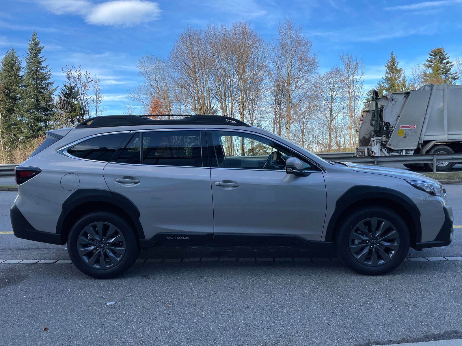 SUBARU Outback 2.5i Advantage AWD Lineartronic, Benzina, Auto nuove, Automatico - 4