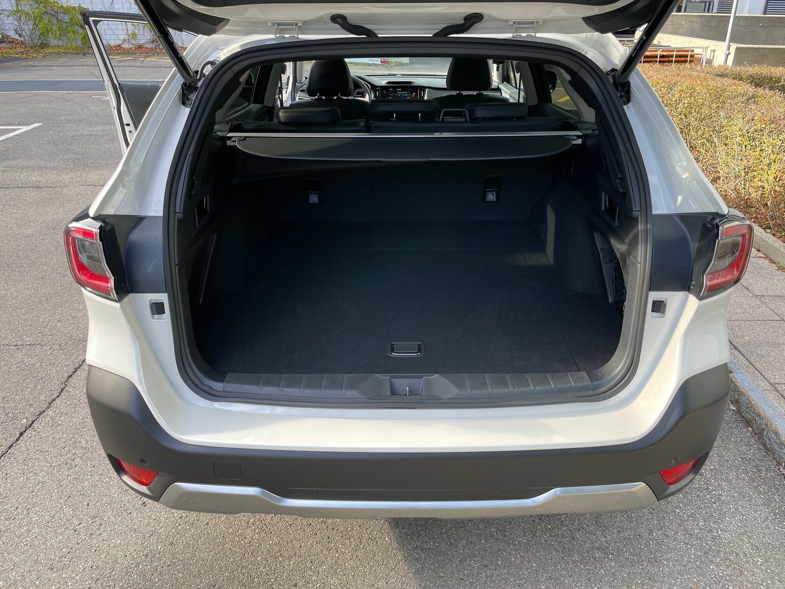 SUBARU Outback 2.5i Luxury AWD Limited, Essence, Voiture nouvelle, Automatique - 5