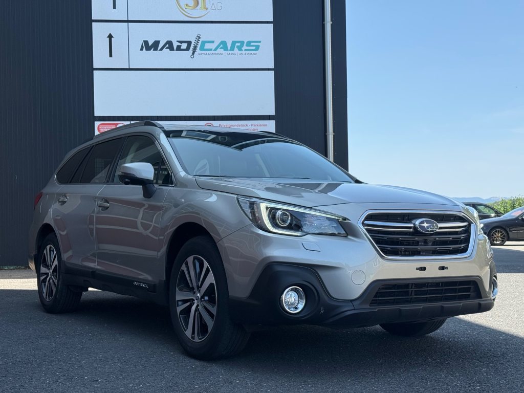 SUBARU OUTBACK 2.5i Luxury, Benzina, Occasioni / Usate, Automatico - 2