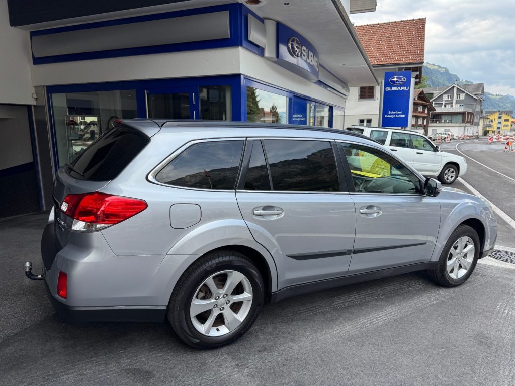 SUBARU OUTBACK 2.0 D Swiss
