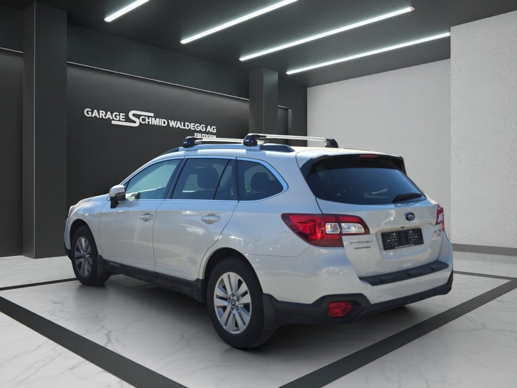 SUBARU OUTBACK 2.5i Swiss, Benzin, Occasion / Gebraucht, Automatik - 7