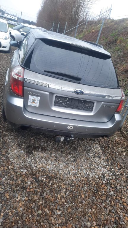 SUBARU OUTBACK 3.0 H6