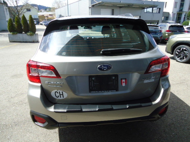 SUBARU Outback 2.5i Swiss, Benzina, Occasioni / Usate, Automatico - 5