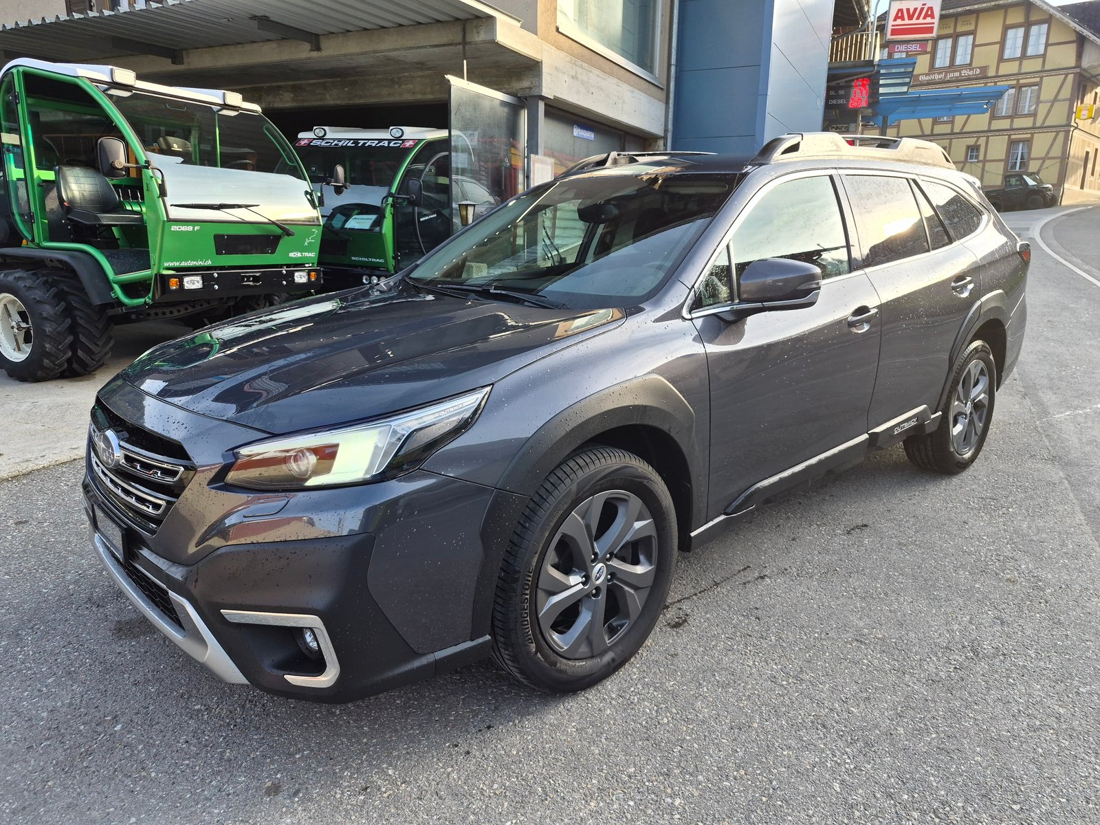 SUBARU Outback 2.5i Swiss Plus AWD Lineartronic