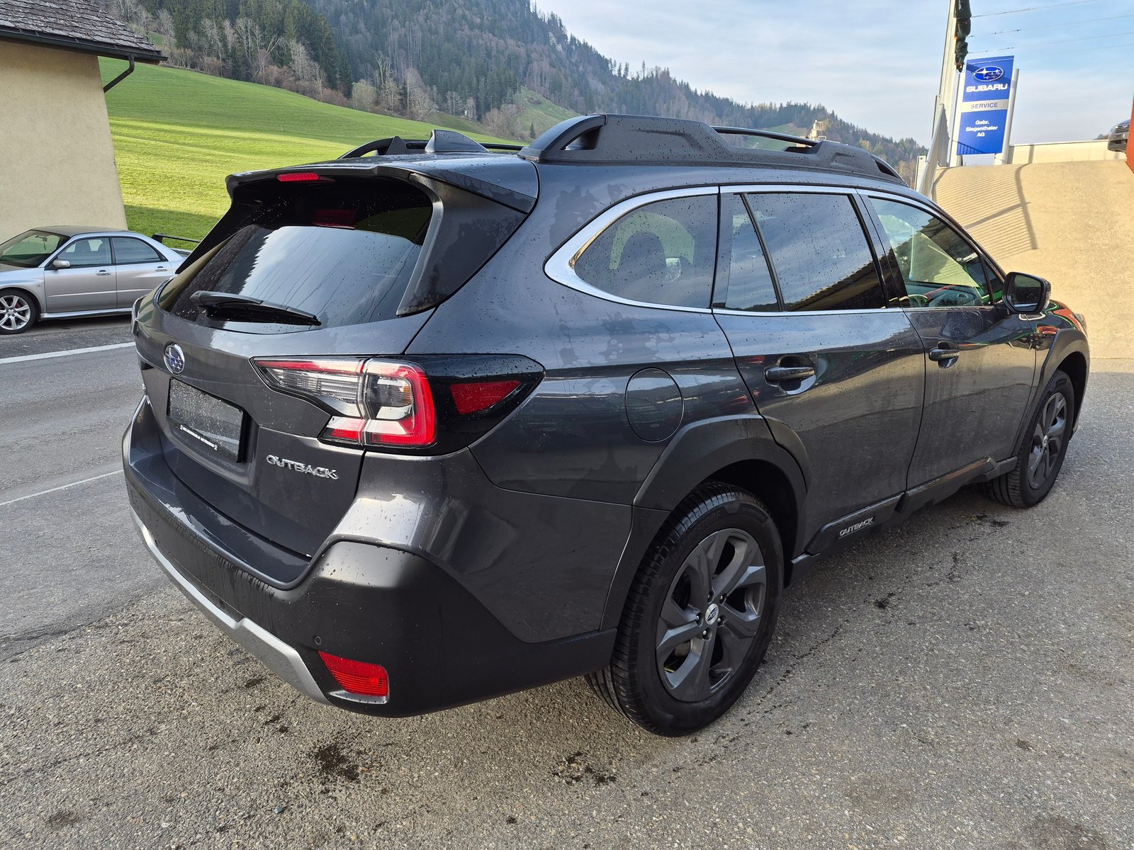 SUBARU Outback 2.5i Swiss Plus AWD Lineartronic, Benzin, Occasion / Gebraucht, Automatik - 5