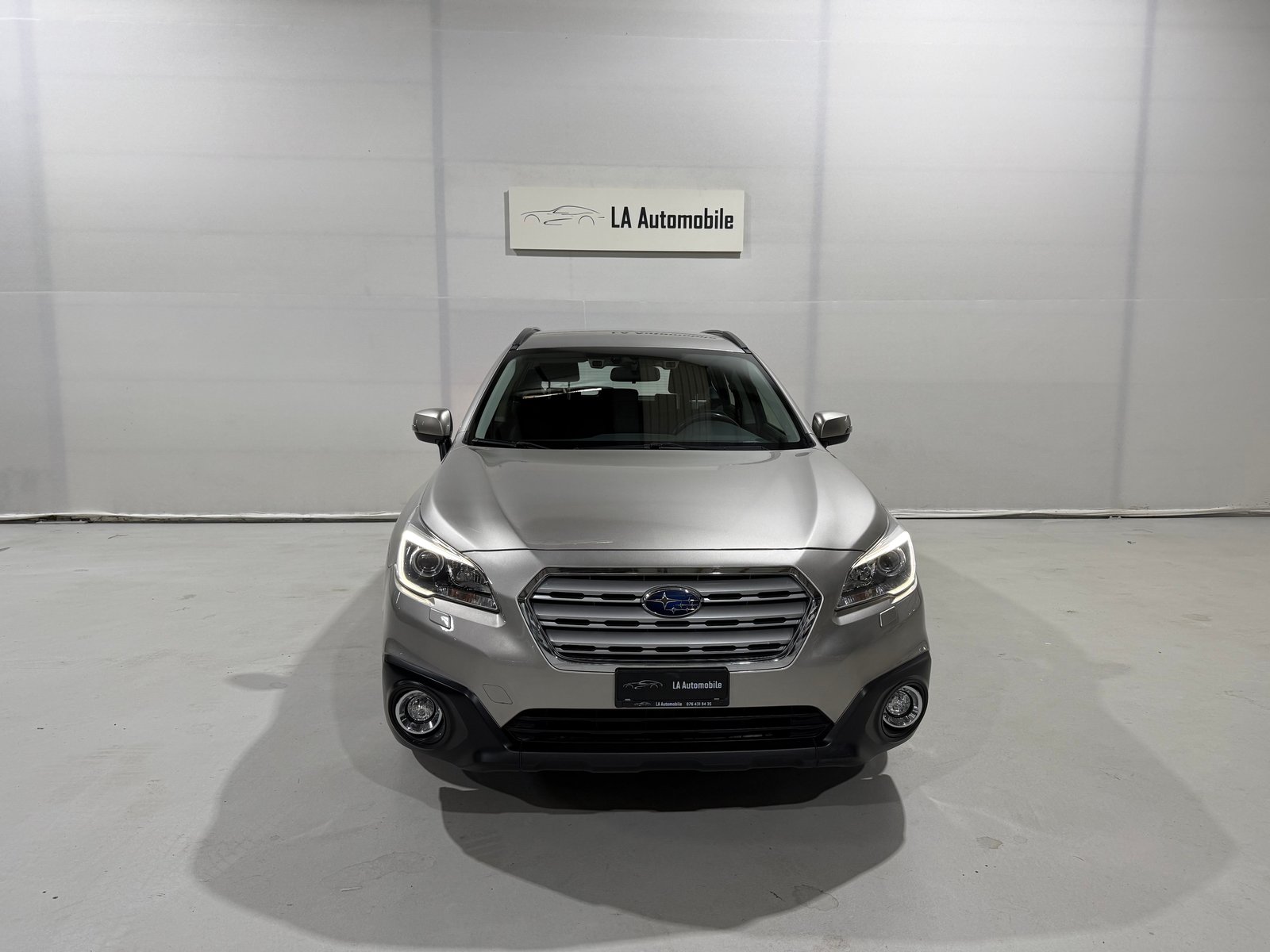 SUBARU Outback 2.5i Luxury AWD Lineartronic, Petrol, Second hand / Used, Automatic - 4